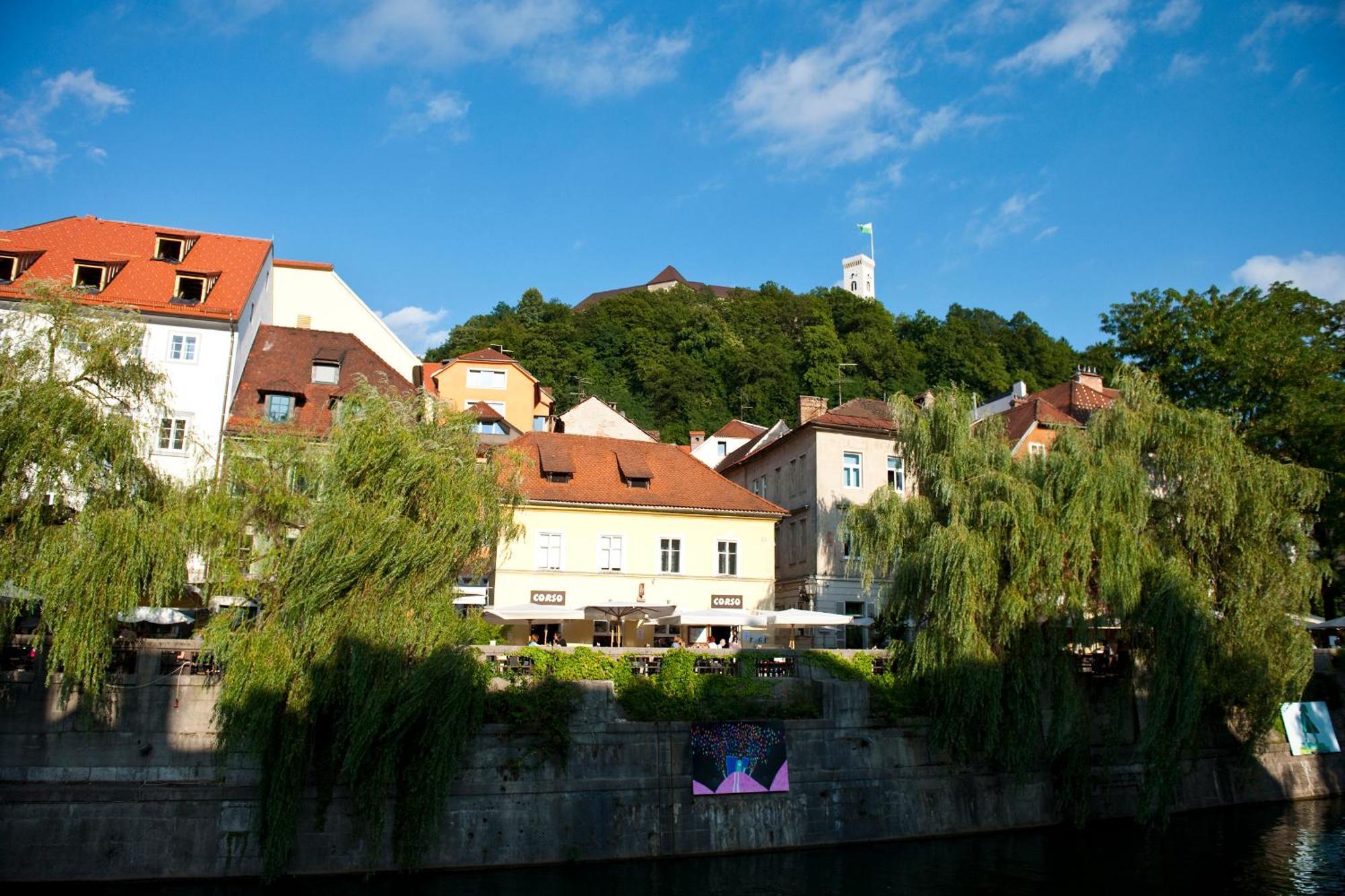 G Design Hotel Ljubljana Bagian luar foto
