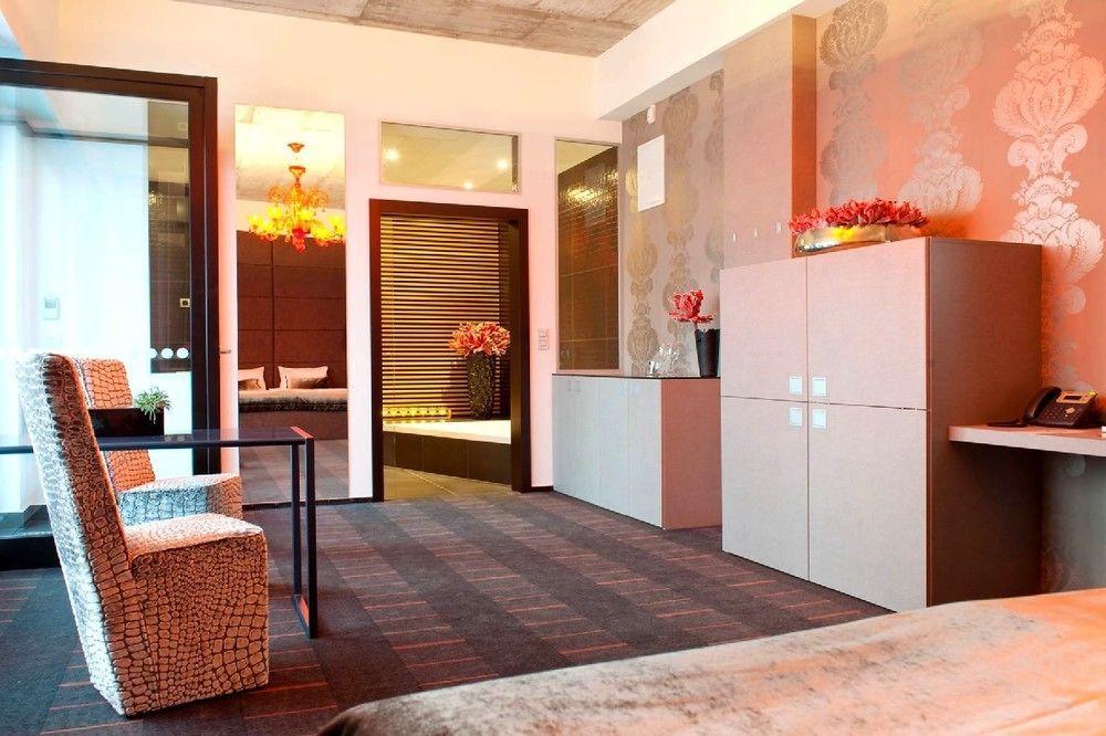 G Design Hotel Ljubljana Bagian luar foto